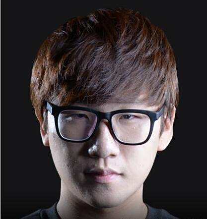 依然挂有一 依然挂有一